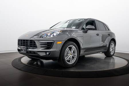 2018 Macan picture #1
