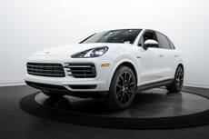 2022 Cayenne Platinum Edition E-Hybrid picture