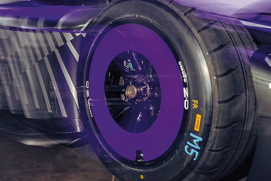 Photo: 975 RSE Formula E Tech 4