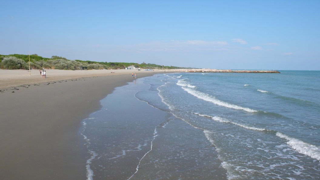 Eraclea Davishuntercom