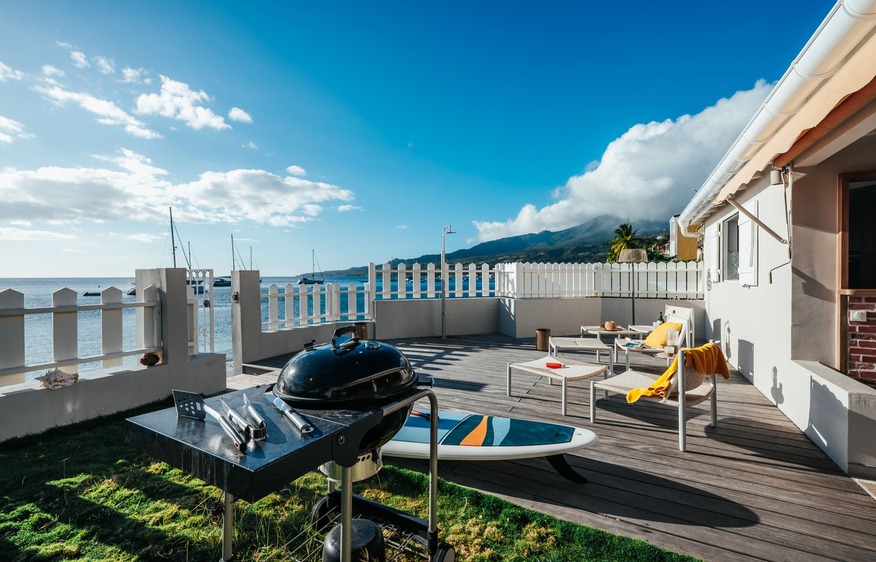 location  La Petite Maison dans la mer Saint-Pierre  Martinique