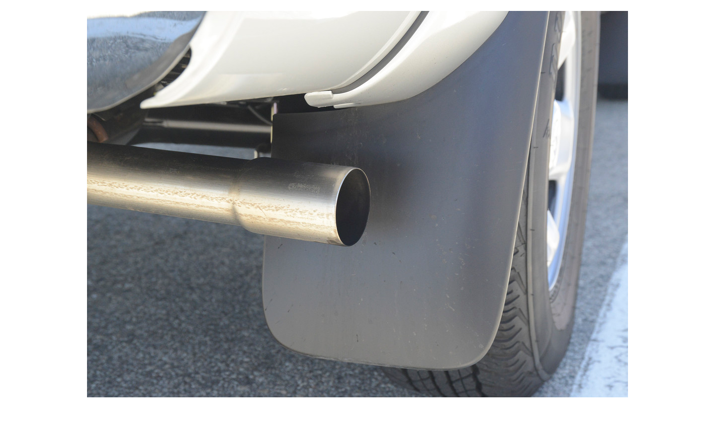 Charcoal Canister Helps With Gasoline Vapor and Emissions