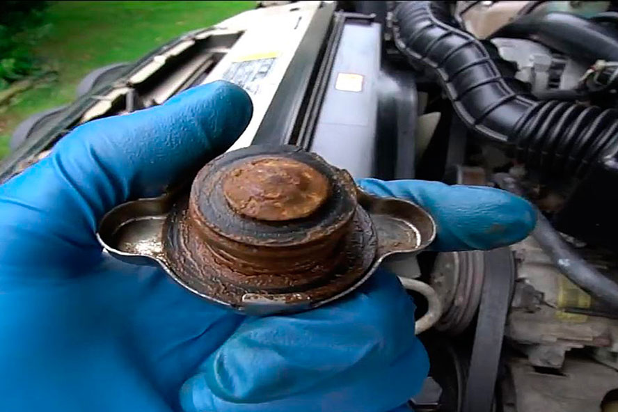 How to Replace a Radiator and Hoses Advance Auto Parts