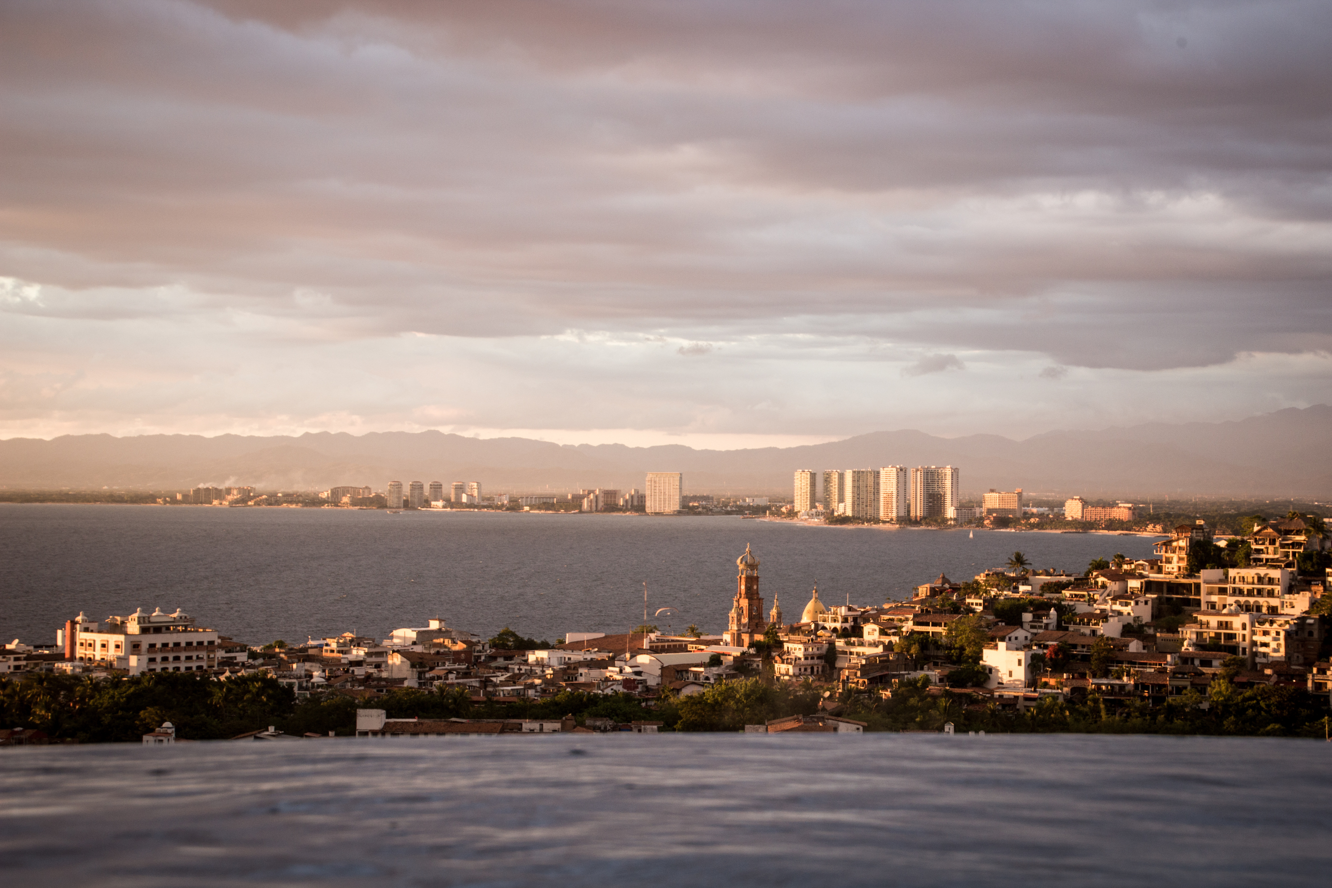 The London Bridge, long exposure.