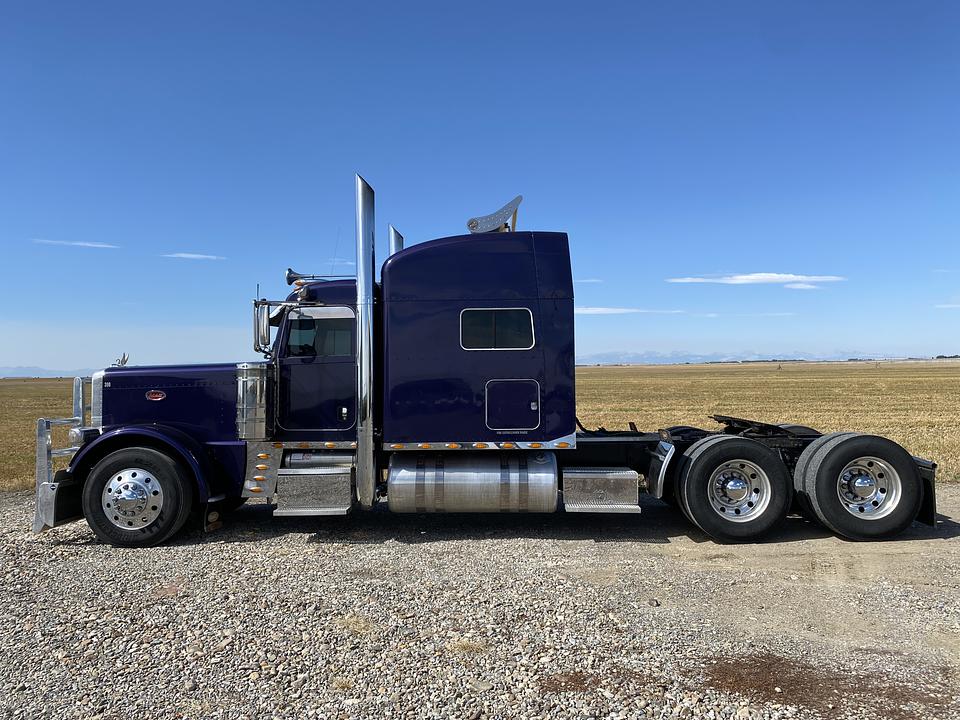 Used Semi Trucks & Trailers