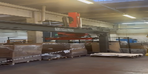 Play video