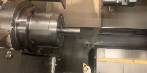 Riproduci video