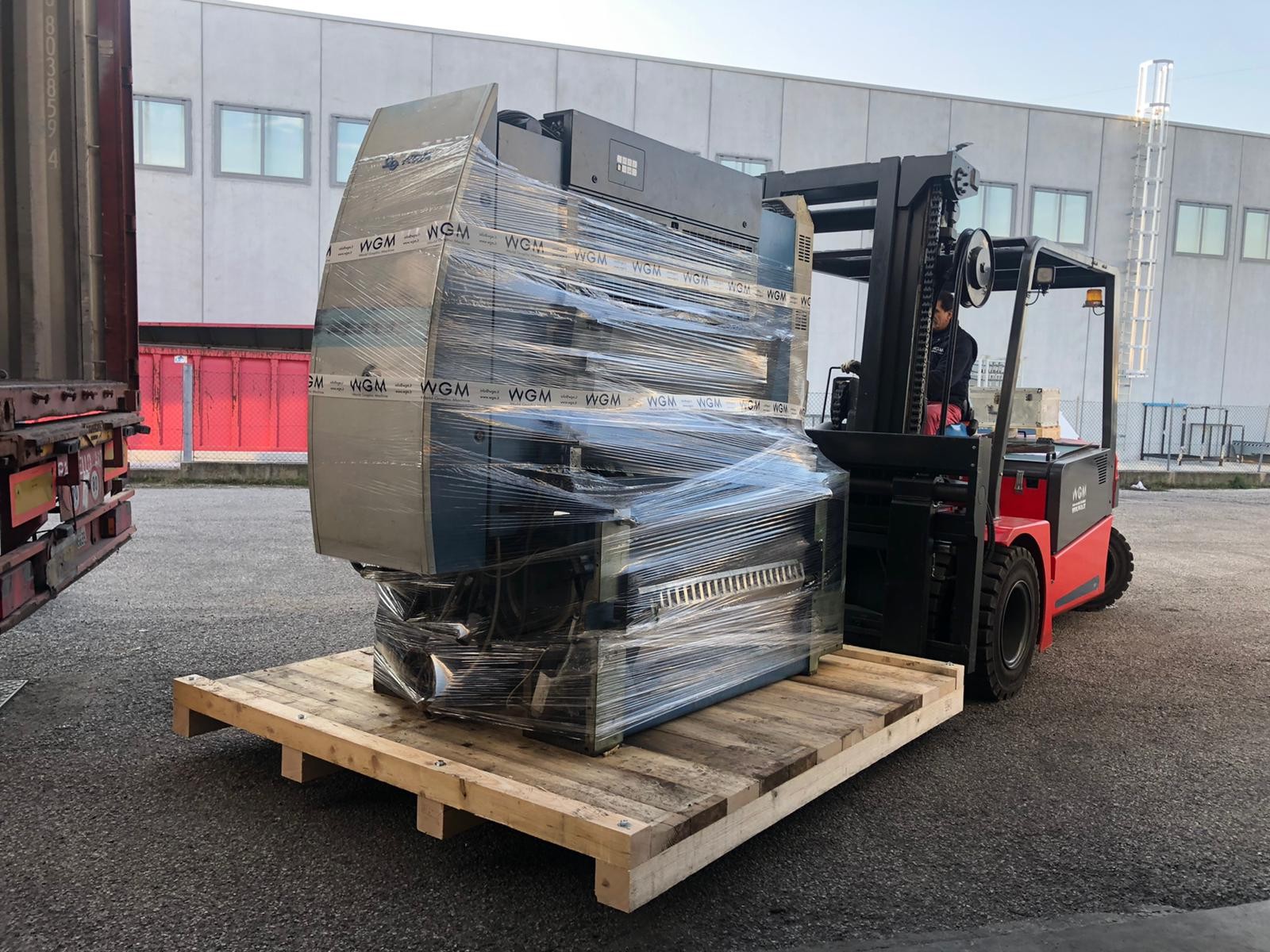 KBA 106-5 purchased from Italian leasing company and immediately sold to China
