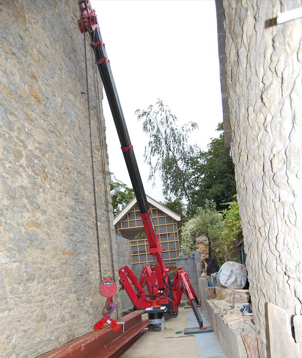 How Spider Cranes Are Revolutionising Lifting in Urban Housing Developments