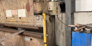 Play video
