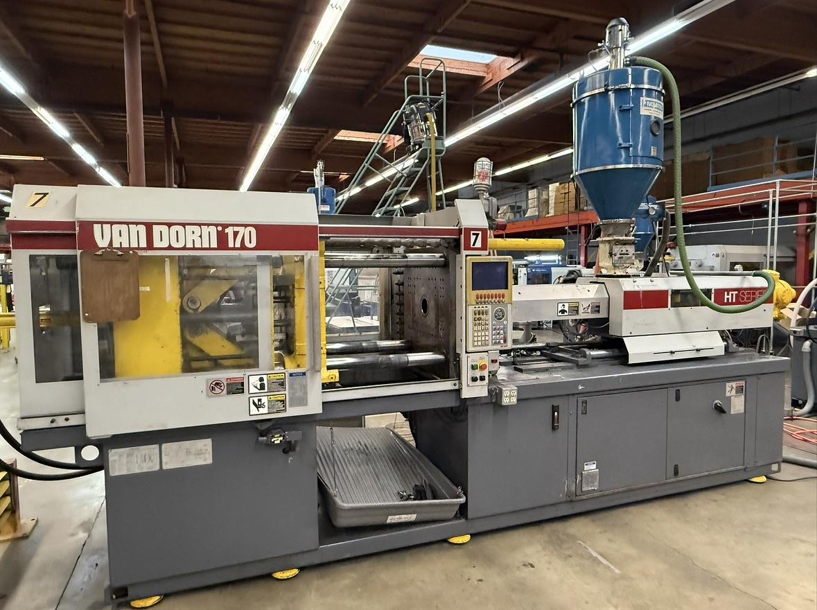 PLASTIC INJECTION MOLDING & MACHINING FACILITY