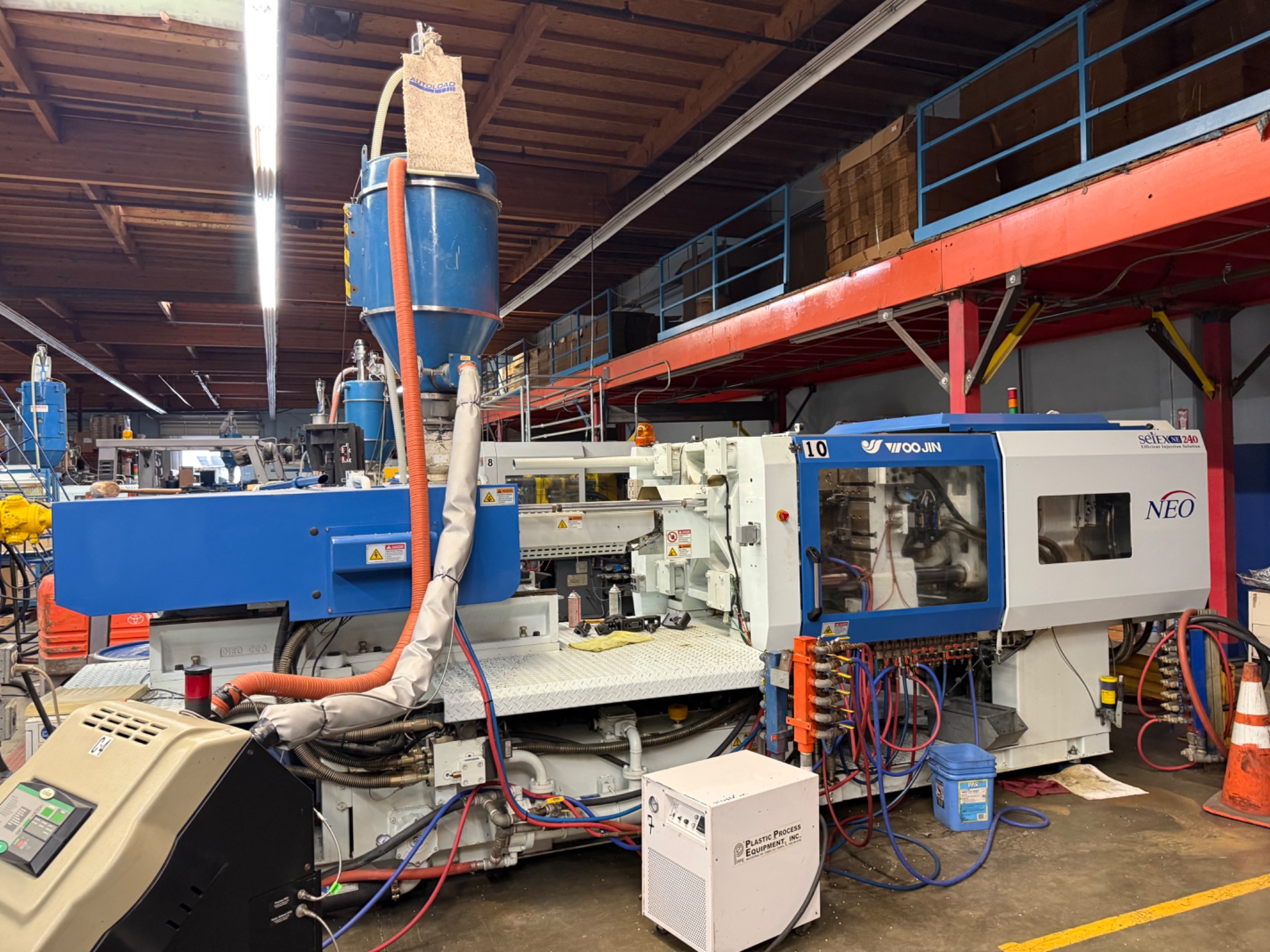 PLASTIC INJECTION MOLDING & MACHINING FACILITY