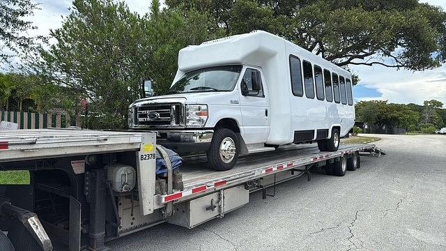 How Best Buses For Sale Listens, Learns & Delivers the Best Reconditioned Shuttle Buses Nationwide