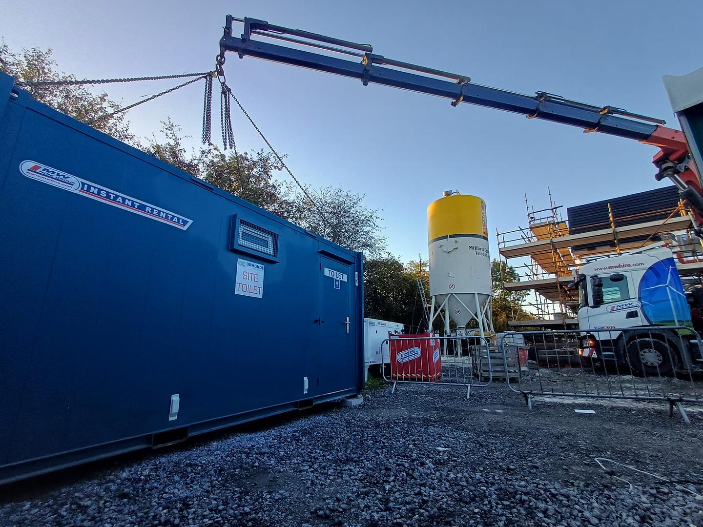 On site toilet block delivered and unloaded with our Hiab!
