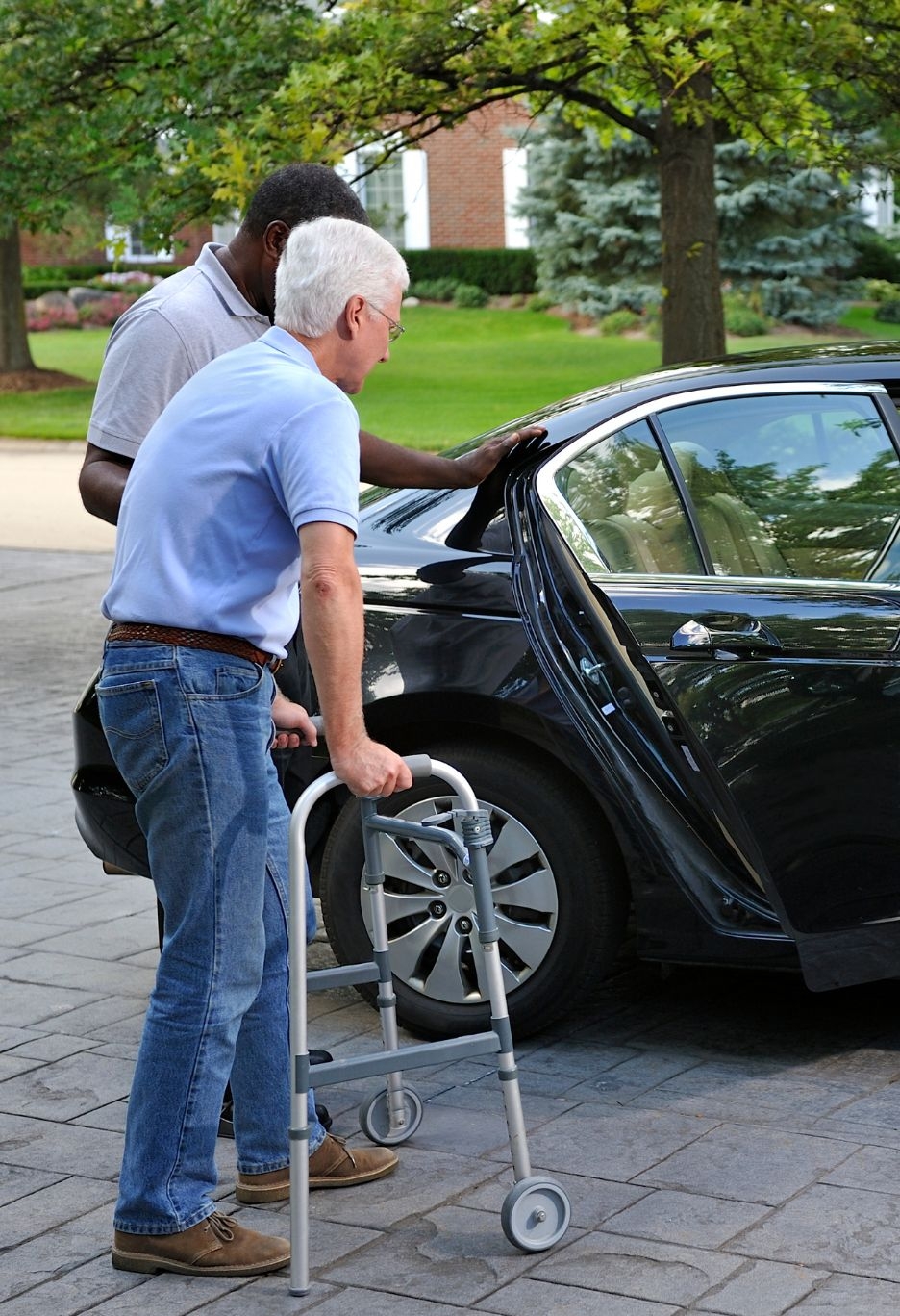 What rehabilitation services does Armonia Rehabilitation Center provide?