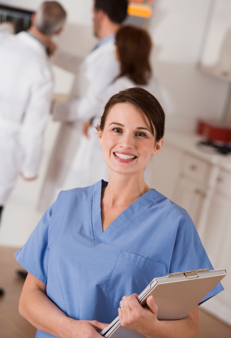 What amenities are available to patients at Lopez Cano Medical Group?