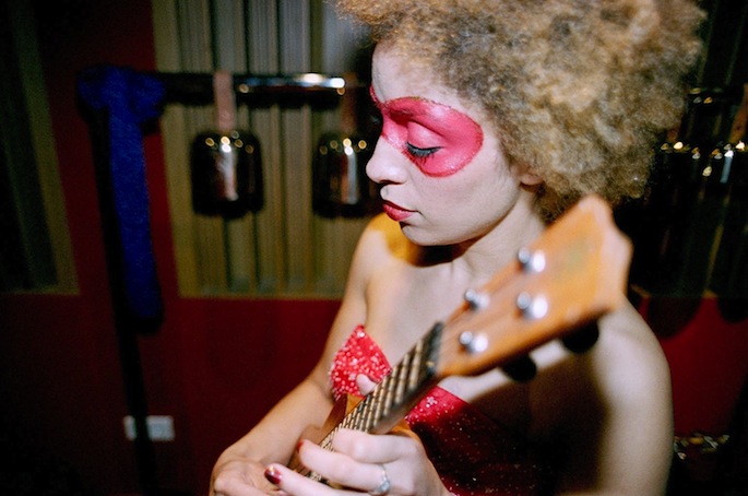 Martina Topley-Bird, Mark Lanegan and friends cover The xx's 'Crystalised'