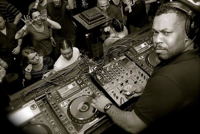 Chicago legend Derrick Carter preps House Masters compilation, announces tour dates