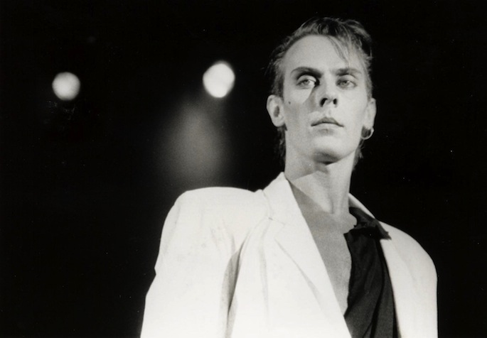 Peter Murphy announces world tour; will only play Bauhaus material