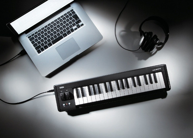 This guide tells you how to use a MIDI controller with Google Chrome