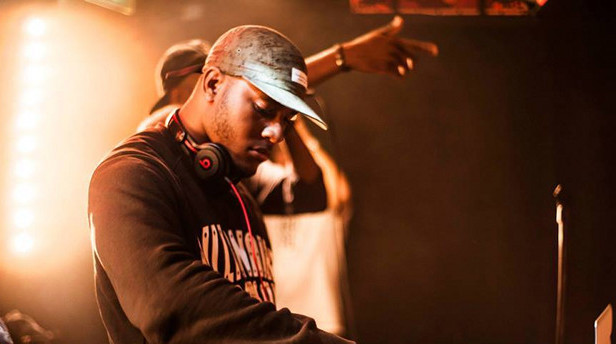 Download DJ Q's bleepy bassline freebie '99'