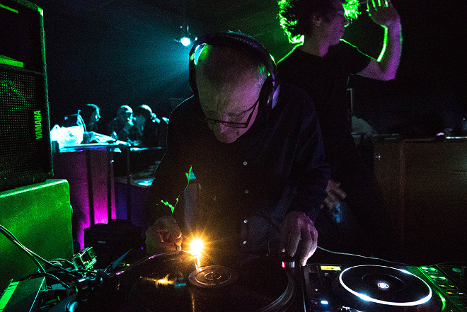 Watch a BBC mini-doc on snooker star turned DJ Steve Davis