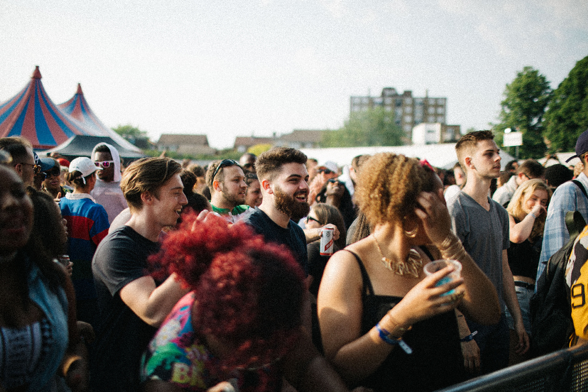 Crowd at Main Stage 2