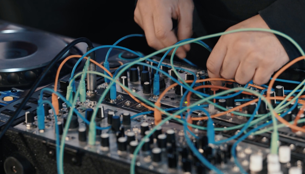 Watch Mumdance explain how he uses a modular synth in his DJ sets