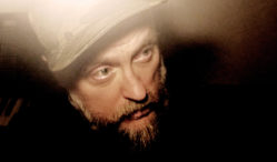 Kevin Richard Martin (The Bug) debuts on Room40 with the eye socket-rattling Sirens