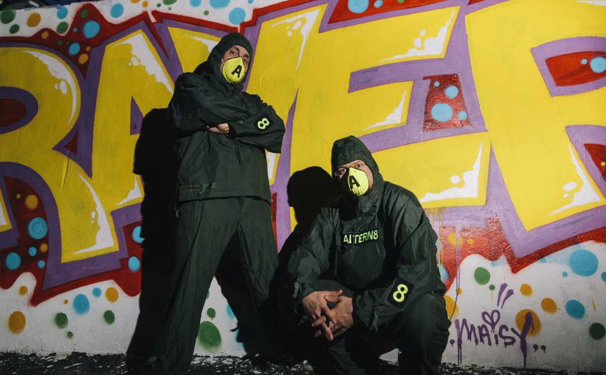 Altern-8