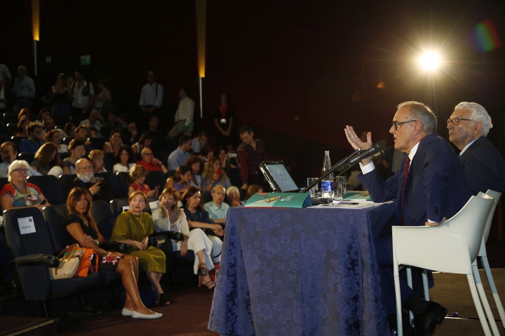 Director of the Venice Film Festival, Alberto Barbera, left, and Venice Biennale President Paolo Baratta meet the journalists on the occasion of the official presentation of the 76th edition of the festival in Rome, Thursday, July 25, 2019. The Venice Film Festival will run from Aug. 28 through Sept. 7, 2018, at the Venice Lido. (AP Photo/Domenico Stinellis) | FACTSWANTED Director of the Venice Film Festival, Alberto Barbera, left, and Venice Biennale President Paolo Baratta meet the journalists on the occasion of the official presentation of the 76th edition of the festival in Rome, Thursday, July 25, 2019. The Venice Film Festival will run from Aug. 28 through Sept. 7, 2018, at the Venice Lido. (AP Photo/Domenico Stinellis) | FACTSWANTED