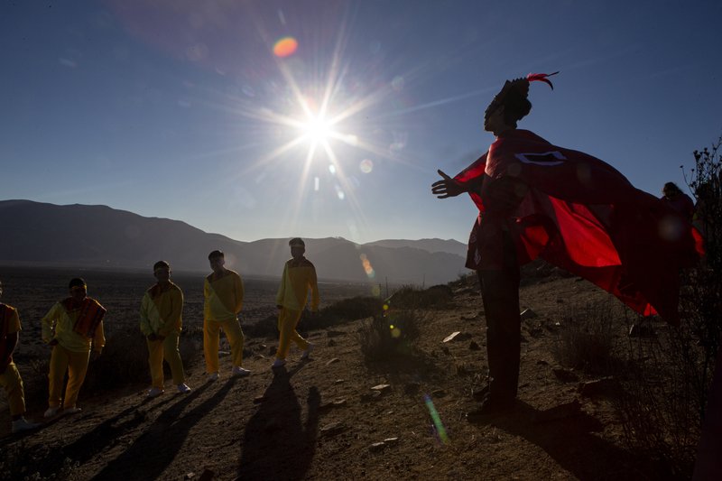 Chileans and Argentines ready to gaze at total solar eclipse | Factswanted Chileans and Argentines ready to gaze at total solar eclipse | Factswanted