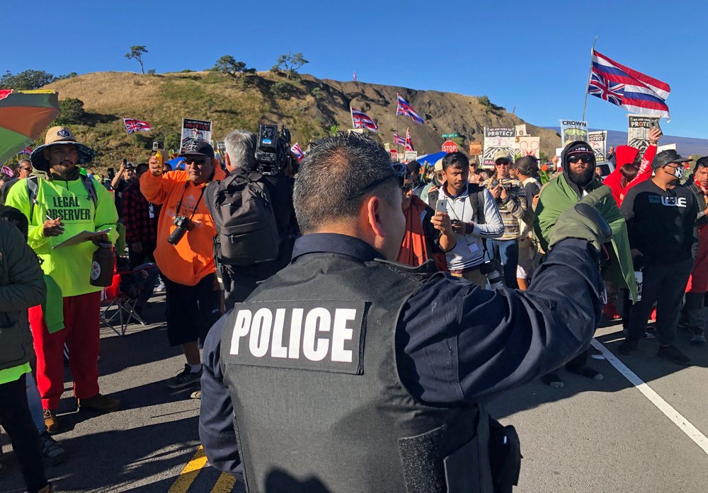 Hawaii protesters vow 'prolonged struggle' against telescope | FACTSWANTED Hawaii protesters vow 'prolonged struggle' against telescope | FACTSWANTED