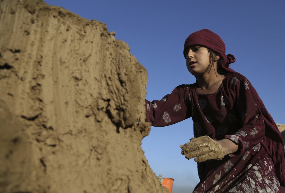 Mired in poverty, Afghans bring their children to work | FACTSWANTED Mired in poverty, Afghans bring their children to work | FACTSWANTED
