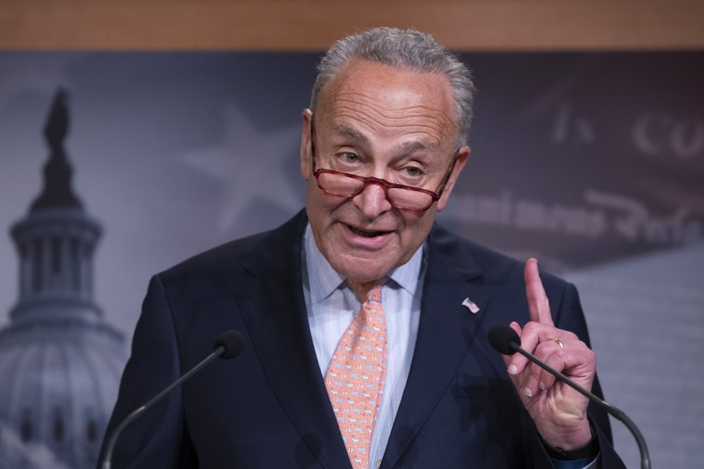 Democrats: Trump should demand Senate vote on gun bill | FACTSWANTED Democrats: Trump should demand Senate vote on gun bill | FACTSWANTED