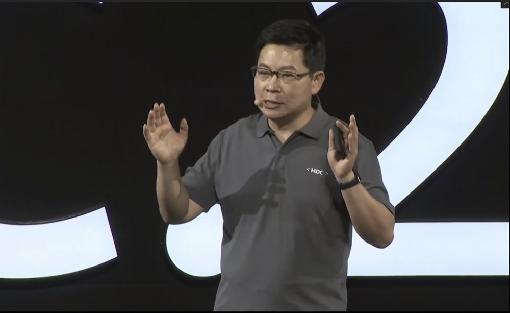 Huawei unveils phone system that could replace Android | FACTSWANTED Huawei unveils phone system that could replace Android | FACTSWANTED