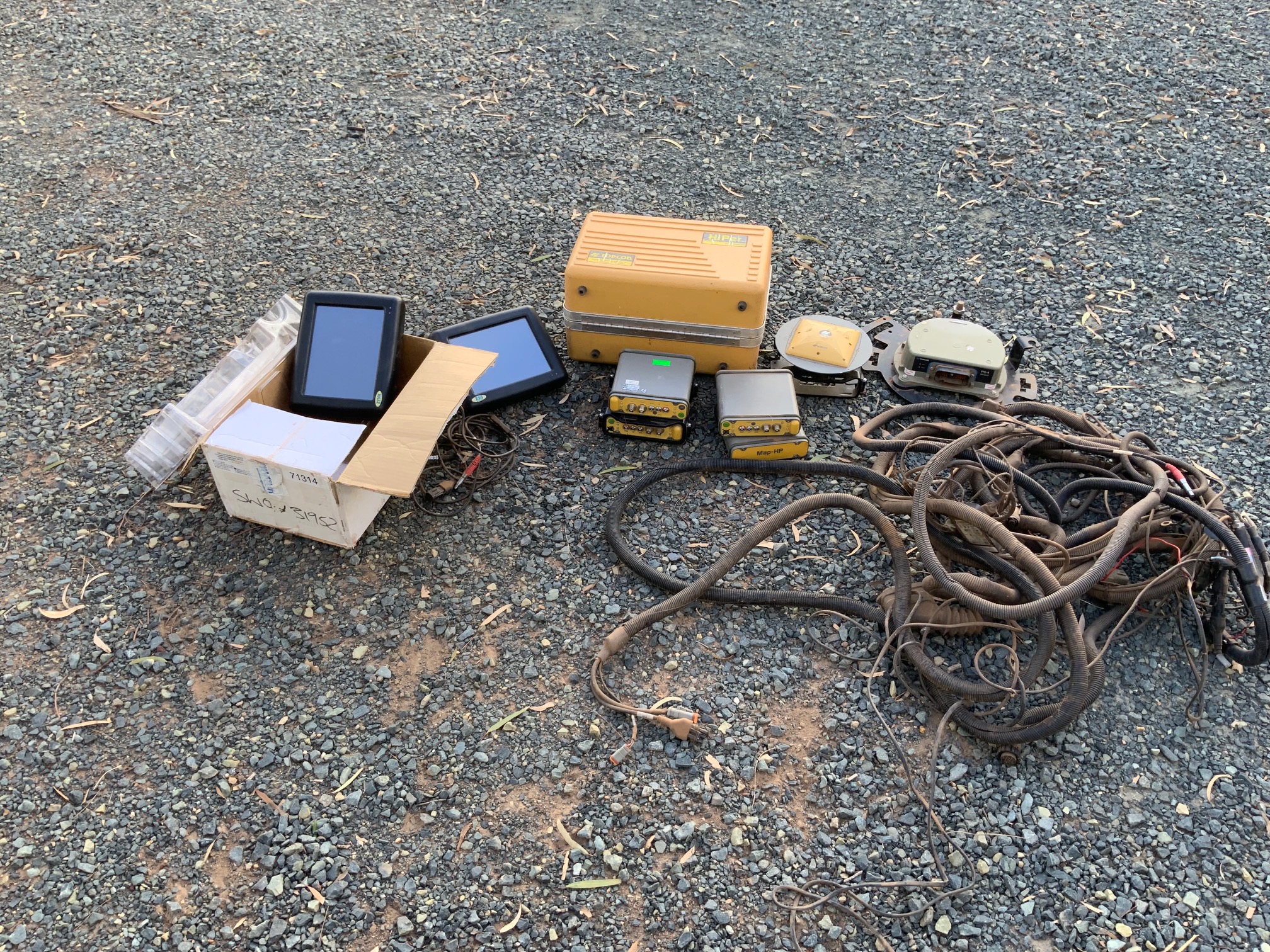 Topcon GPS Base Station + Other Equipment Machinery