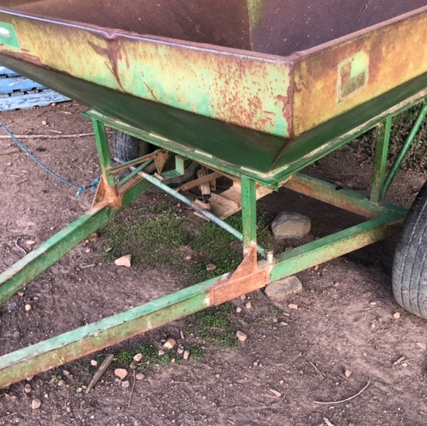 Feed Cart Livestock Equipment Livestock Feeding Equipment For