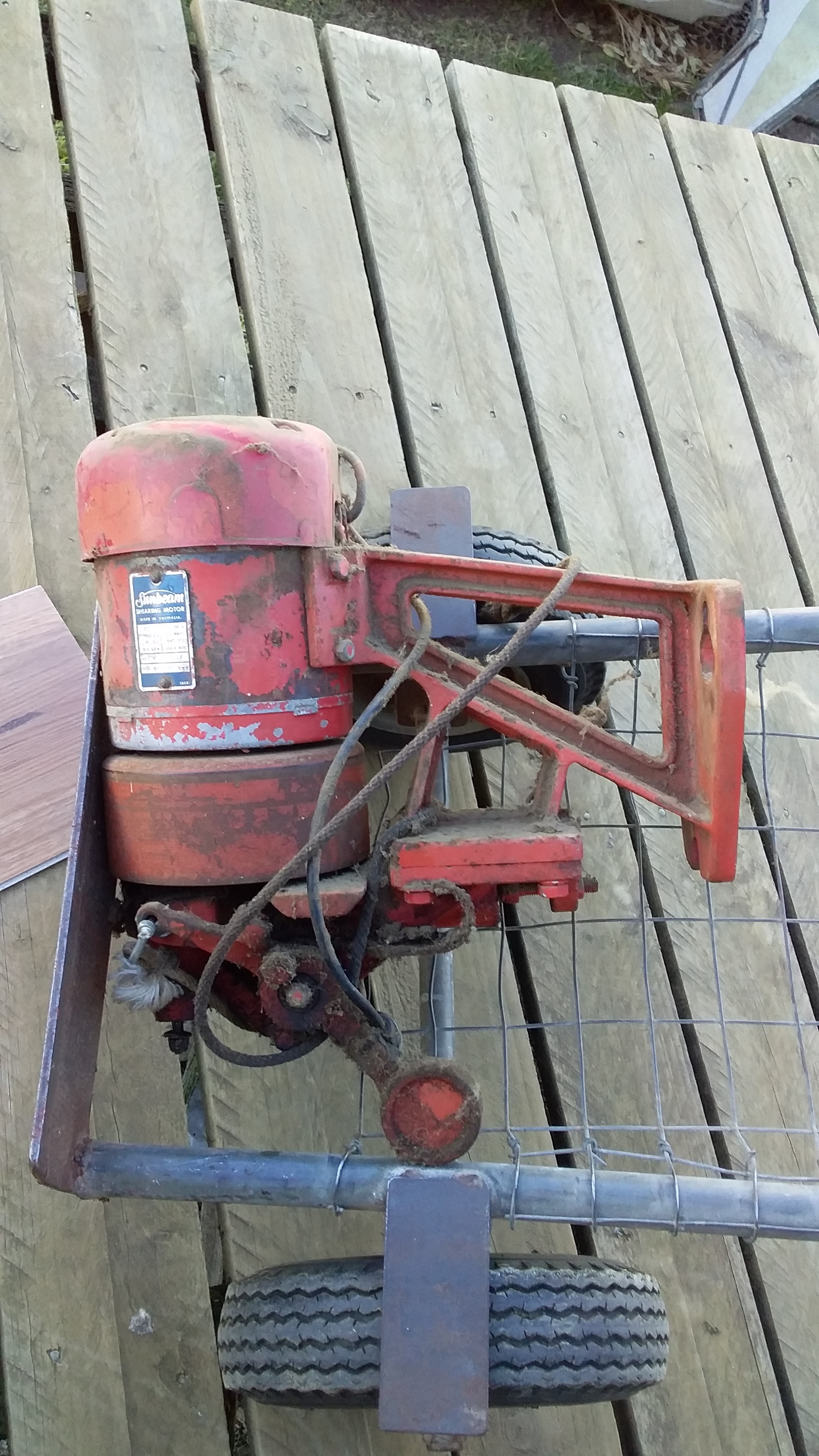 3 x Sunbeam Shearing Plants Livestock Equipment Shearing