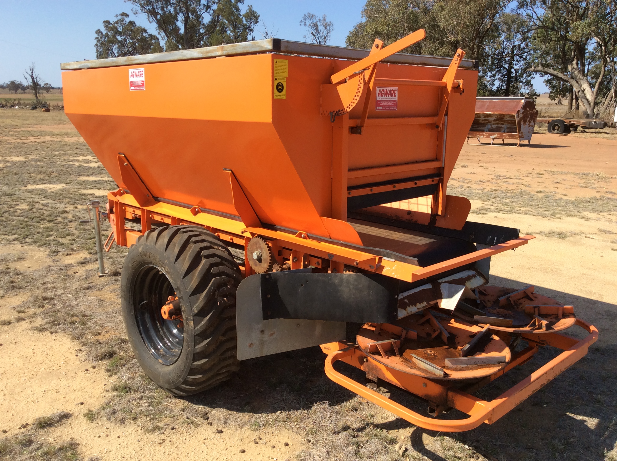 AgWare super spreader Machinery & Equipment Spreaders For
