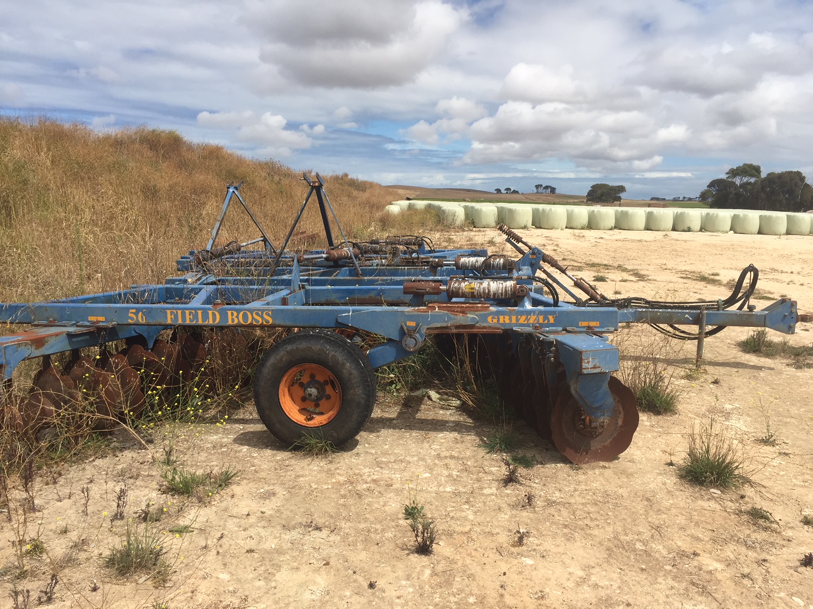 Grizzly 56 Field Boss Machinery & Equipment Tillage and