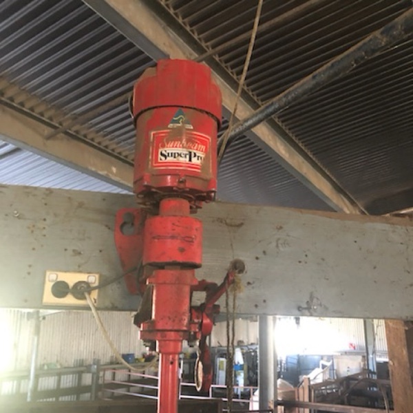  NEW PRICE Sunbeam Superpro Shearing Plants Livestock