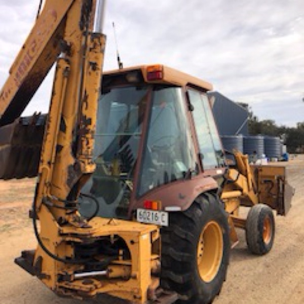 CASE 580K Backhoe for sale Machinery & Equipment Backhoe