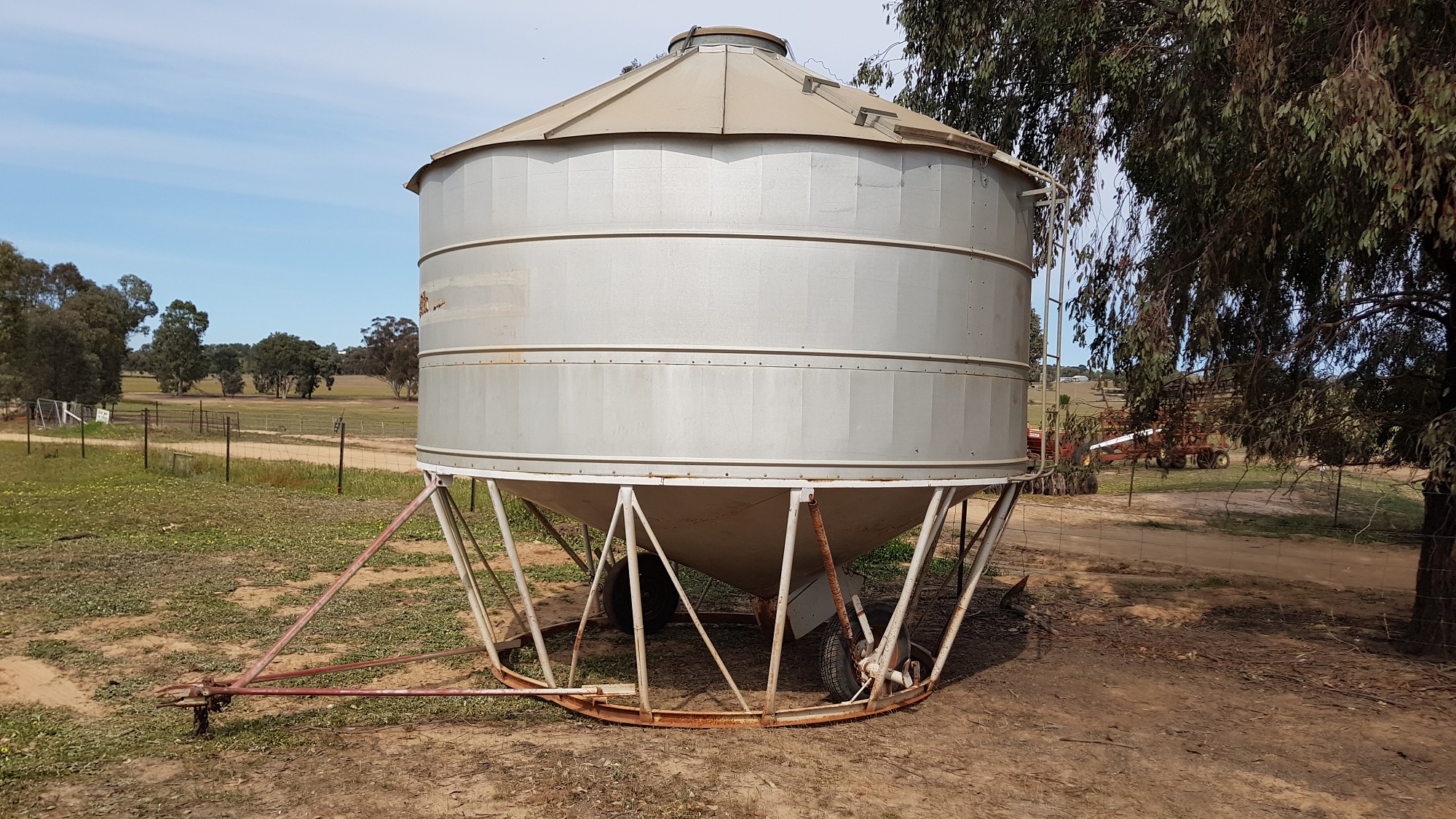 Nelson 24 mt Field Bin Machinery & Equipment Field Bins For