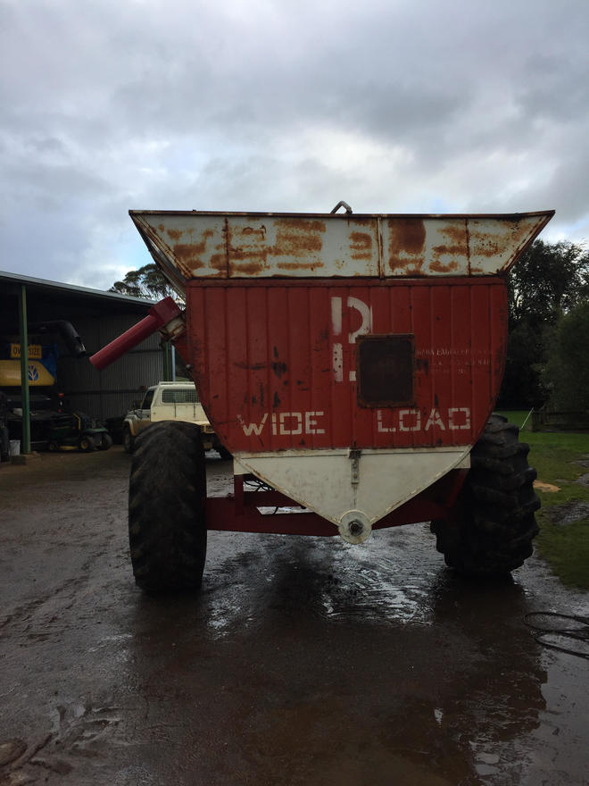Bordignon 12t chaser bin Machinery & Equipment Chaser Bins