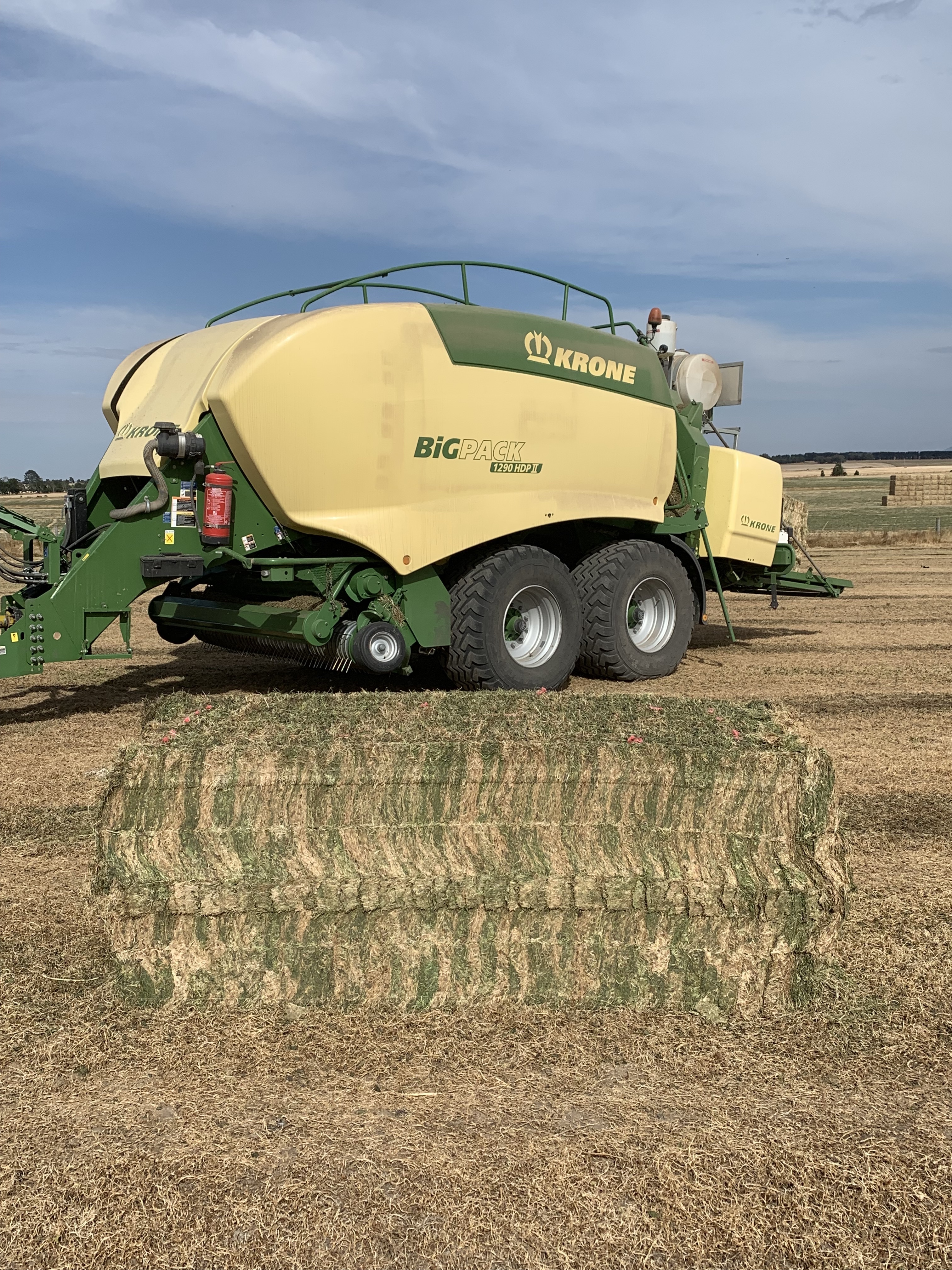 Krone HDP2 8 string big square baler | Machinery & Equipment