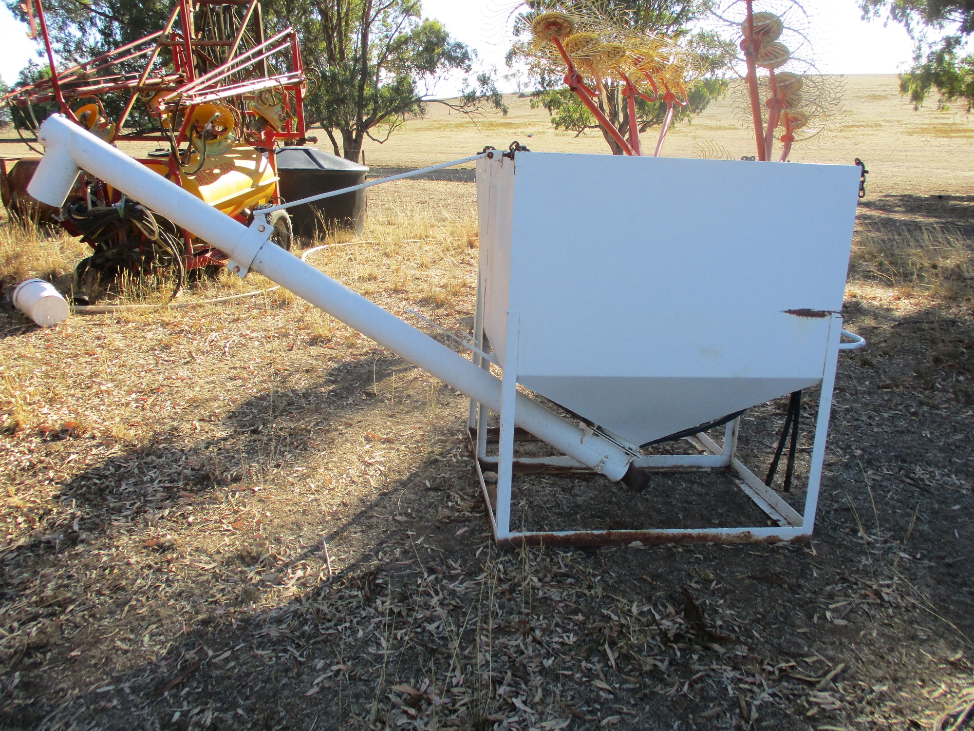 Hydraulic Feedout Bin /Fert Bin Livestock Equipment Livestock