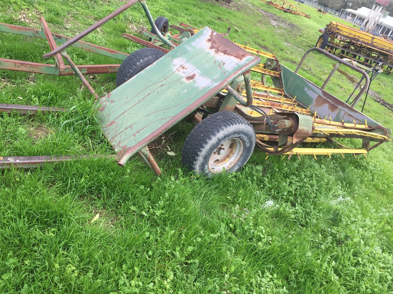 Hay Feed Out Wagon Machinery Amp Equipment Hay And Silage