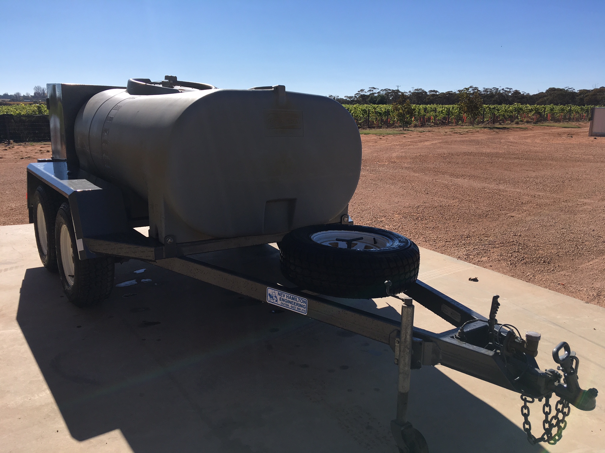 Diesel fuel trailer 2000lt Machinery & Equipment Fuel Tanks