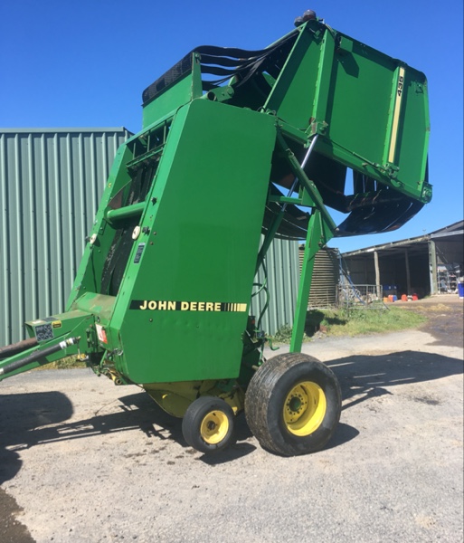 John Deere 435 Round Baler Machinery & Equipment Hay and